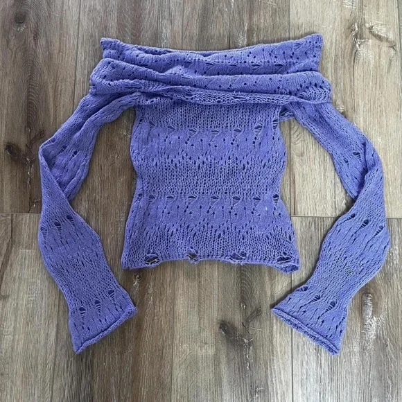 Urban Outfitters Lavender Off-Shoulder Sweater - Picture 1 of 2